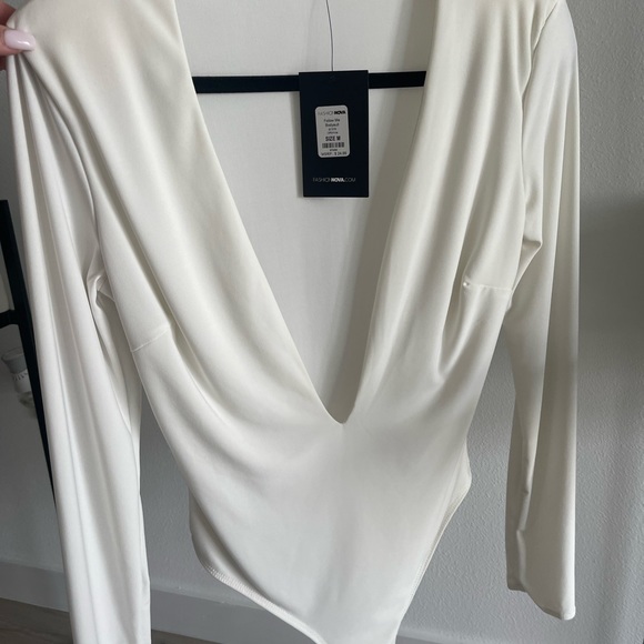Fashion Nova Tops - Low Plunge White Long Sleeve Bodysuit - M